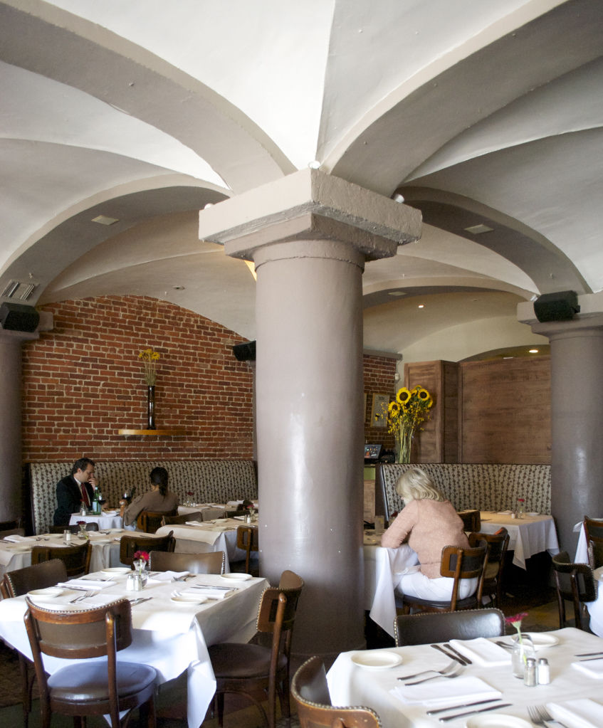 vermont restaurant los angeles 1